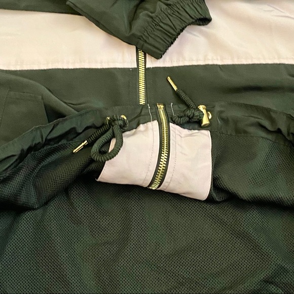 Color-Block Hooded Jacket - Picture 4 of 6